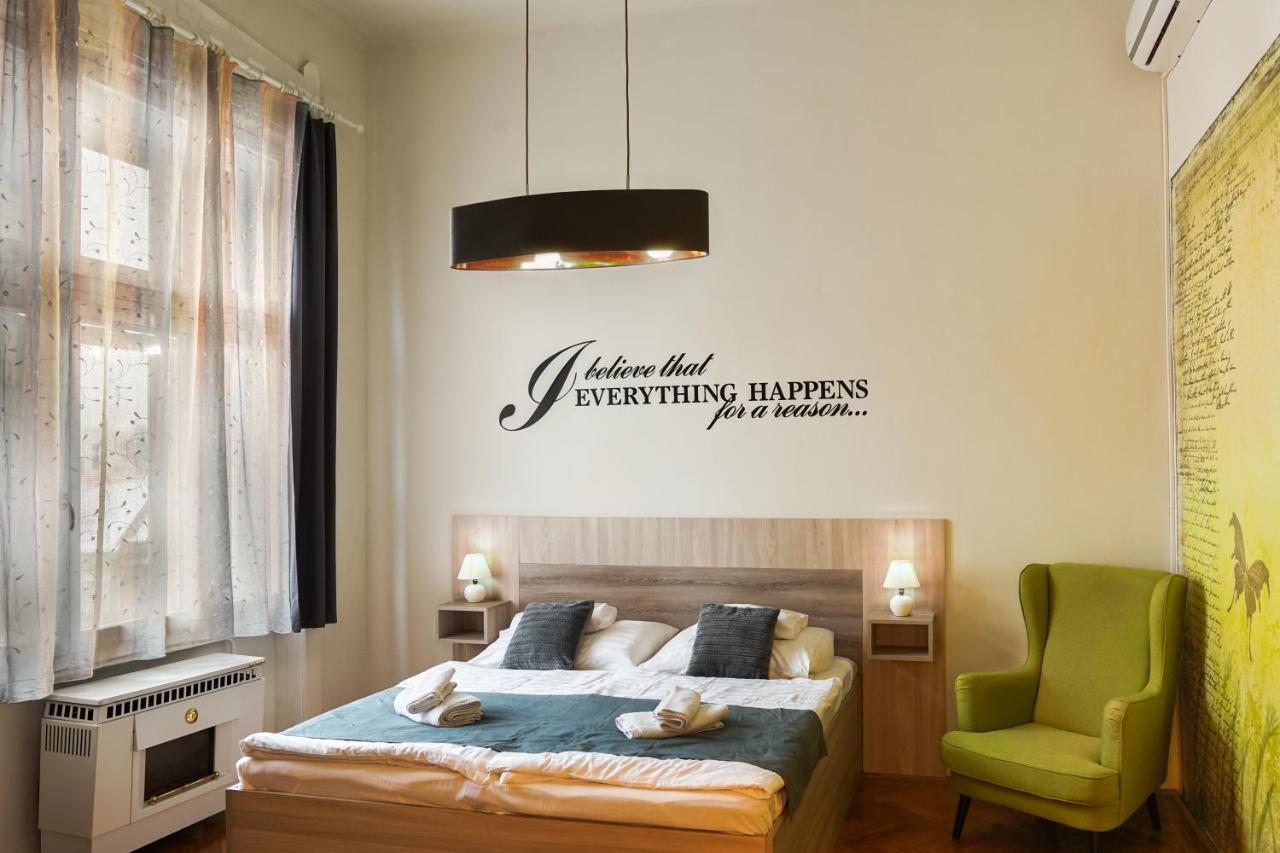 Pasti Central Apartment. ديبريتْسين المظهر الخارجي الصورة